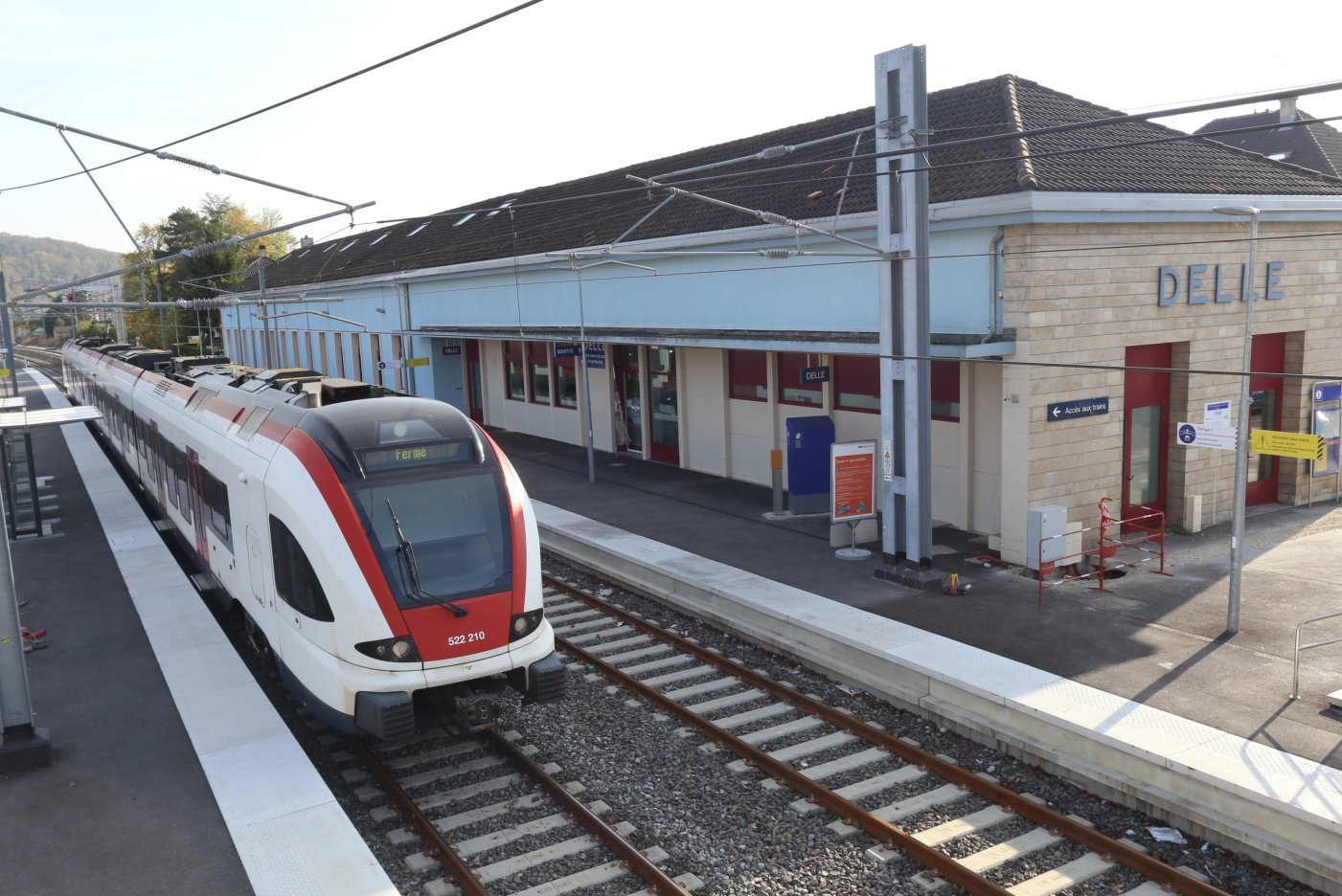 La ligne Delle-Belfort  rouvrira le 9 décembre  prochain et permettra  plusieurs liaisons entre  la Suisse et la gare TGV  de Belfort-Montbéliard.