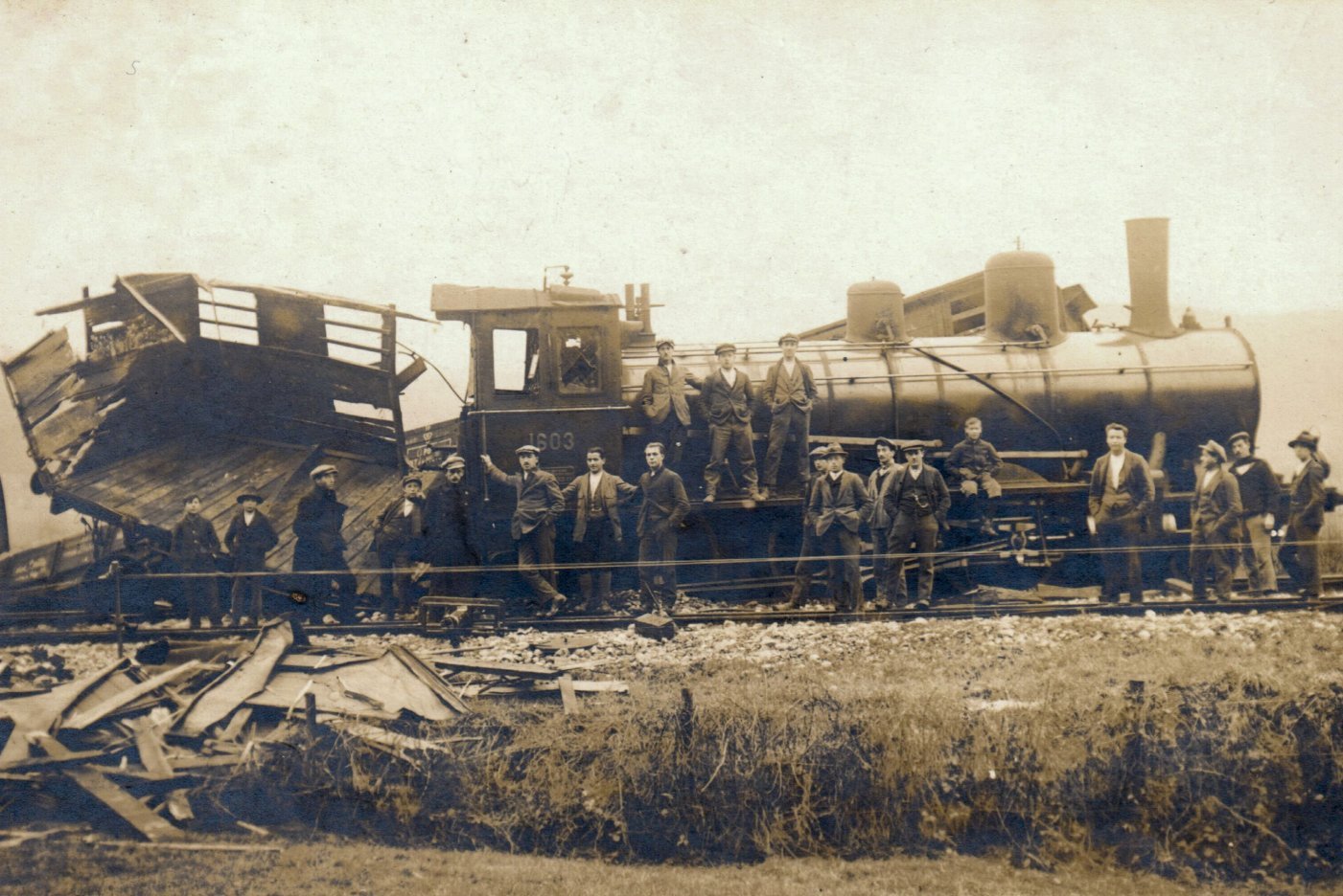 Dasn le temps: Accident de train à Courtemaîche, en 1923.