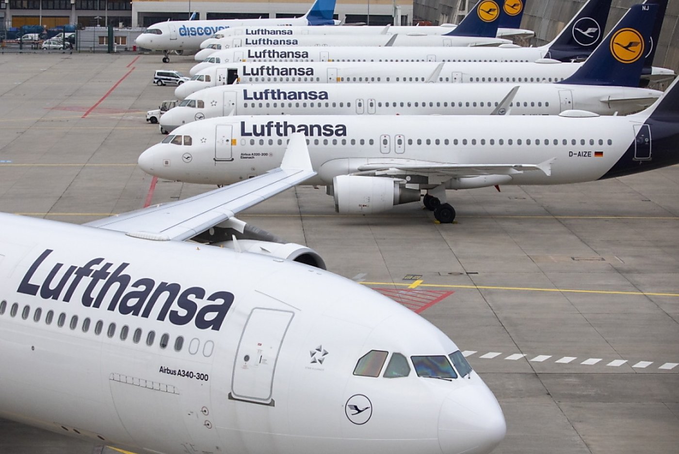 La compagnie aérienne allemande Lufthansa a annoncé mercredi être parvenue à un accord avec son personnel au sol, écartant ainsi des menaces de grève durant la pause pascale. (Photo d'illustration) KEYSTONE