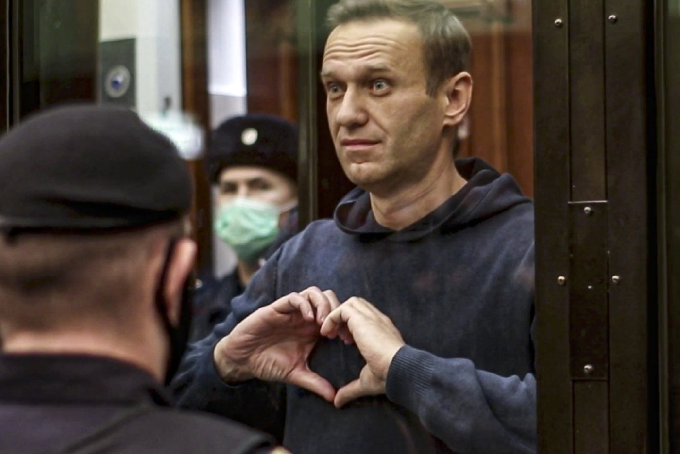 Des mémoires posthumes d'Alexeï Navalny seront publiés en octobre, selon l'éditeur américain Knopf. La vie de l'opposant mais aussi son combat "contre la dictature" seront au centre de l'ouvrage, a déclaré l'épouse de celui qui est mort en prison en Russie en février. KEYSTONE