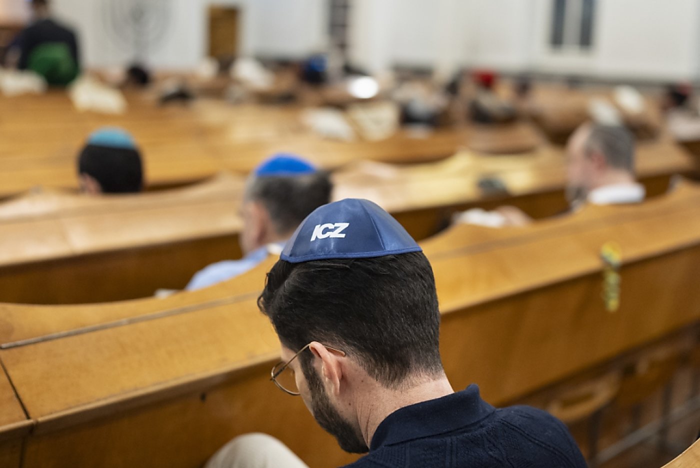 L'augmentation croissante des incidents antisémites en Suisse pousse le Parlement à agir. Le 2 mars, un juif orthodoxe a été attaqué à Zurich par un adolescent de 15 ans radicalisé en Tunisie (archives). KEYSTONE