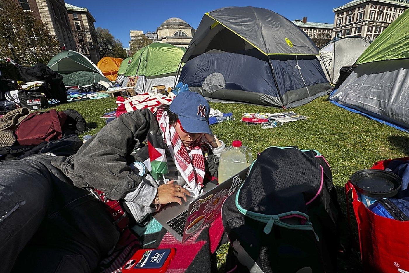Lundi on pouvait constater des dizaines de tentes plantées sur la grande esplanade de l'université de Columbia. KEYSTONE