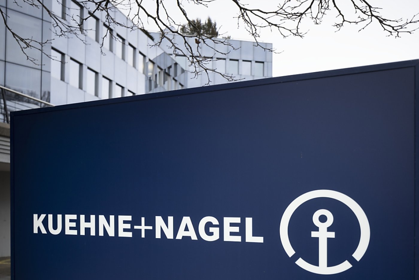 Kühne+Nagel a vu ses recettes nettes reculer sur les trois premiers mois de l'année. (archive) KEYSTONE