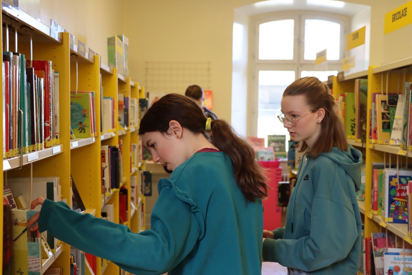 Les élèves de la classe 9 23 du Collège Thurmann ont visité la Bibliothèque municipale de Porrentruy à l&occasion du Biblioweekend.