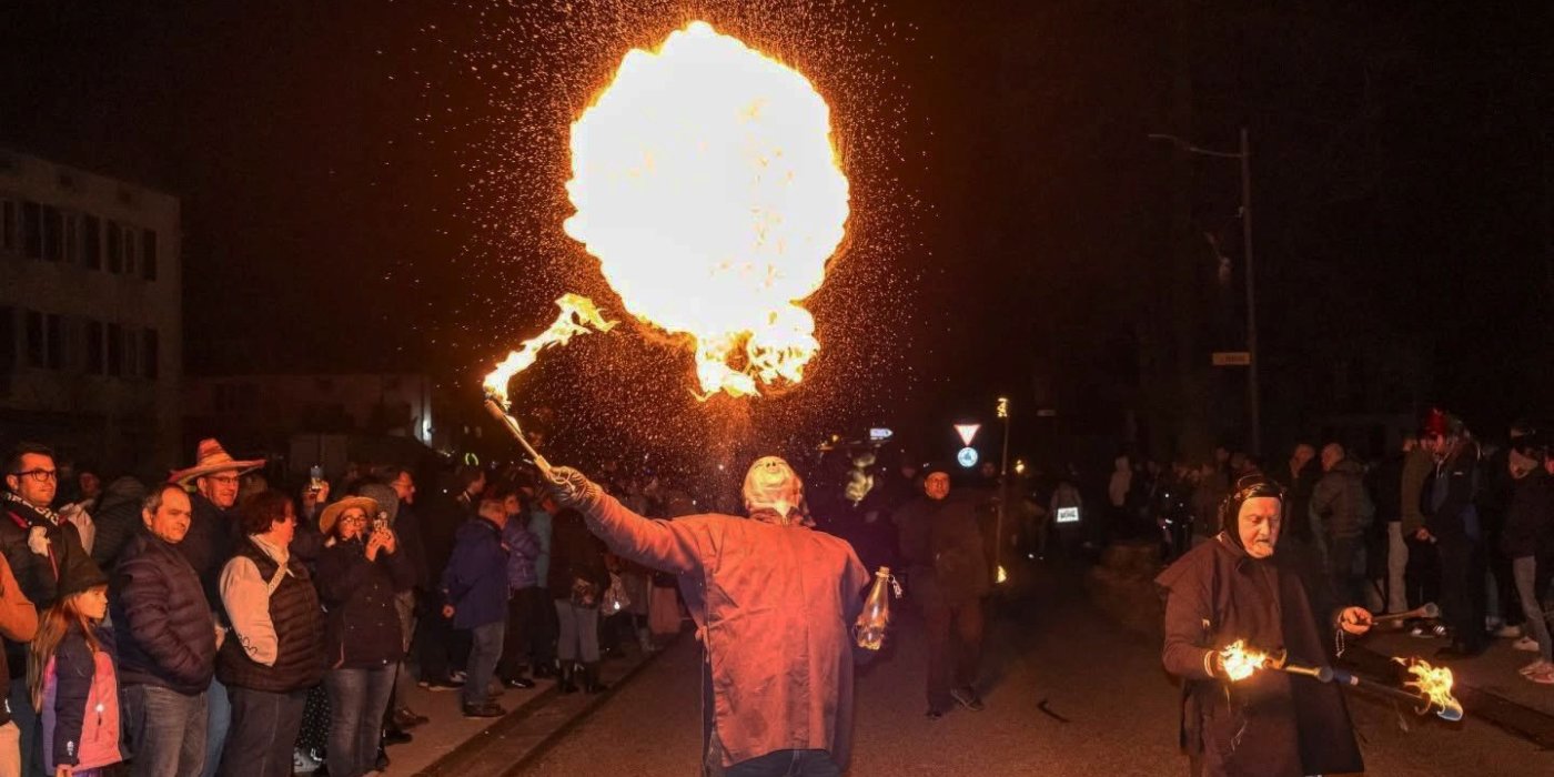 Cracheurs de feu à Moutier.