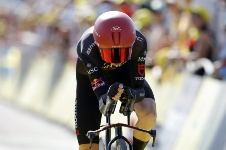epa13124983 Swiss cyclist Yannis Voisard of Tudor Pro Cycling Team crosses the finish line of Stage 16 of the Tour de France, a 26.1 km Individual time-trial (ITT) from Evian-les-Bains to Thonon-les-Bains, France, 21 July 2026. EPA/GUILLAUME HORCAJUELO
